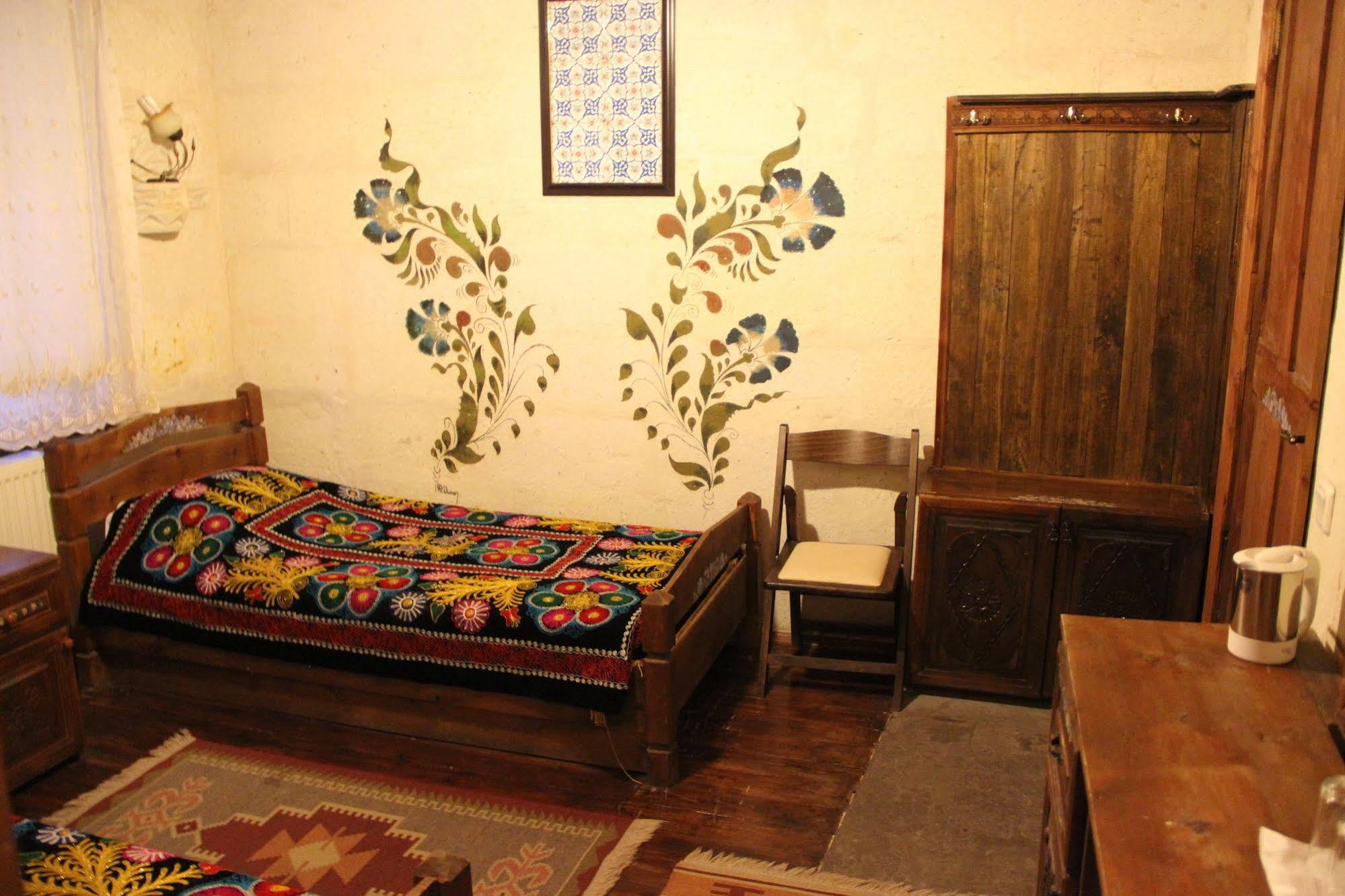 מלון גורמה Kismet Cave House מראה חיצוני תמונה