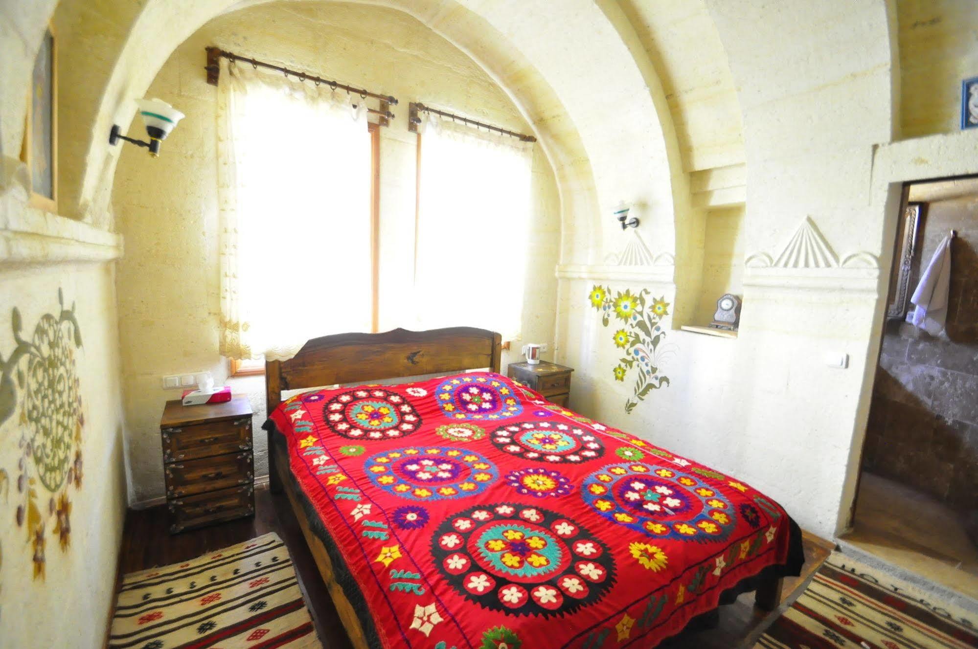 מלון גורמה Kismet Cave House מראה חיצוני תמונה