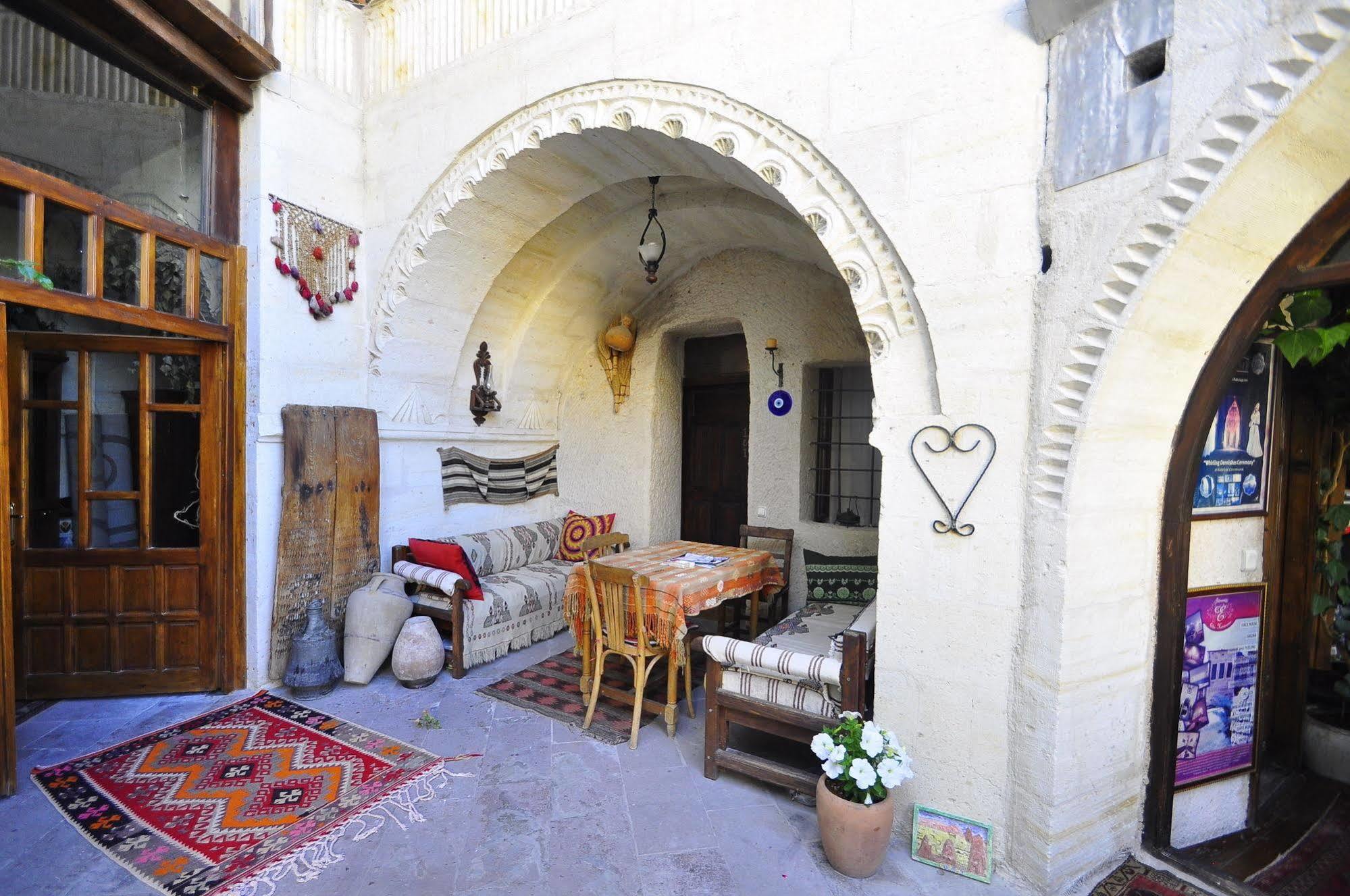 מלון גורמה Kismet Cave House מראה חיצוני תמונה